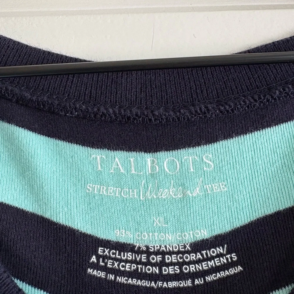 Talbots Stretch Weekend Tee Women’s Top - Picture 3 of 5